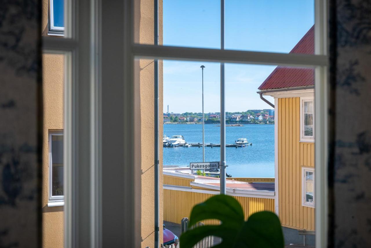 Fregatten Bed & Breakfast Karlskrona Exterior photo